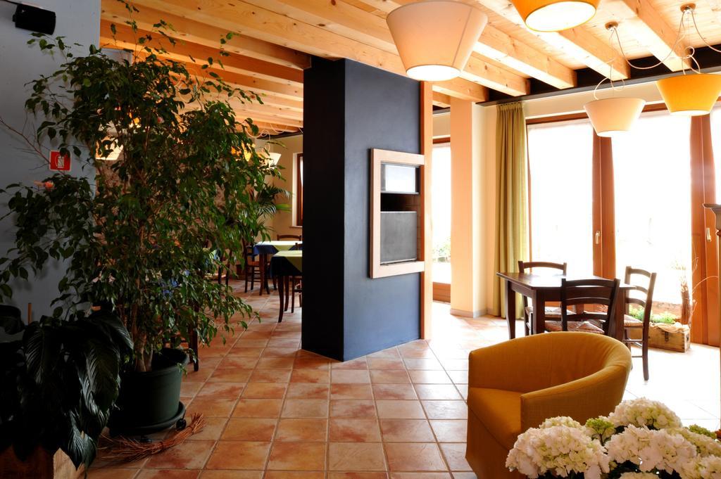 Agriturismo Al Barco ソンマカンパーニャ エクステリア 写真